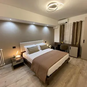  Hotel Plaza Ungheria Italia